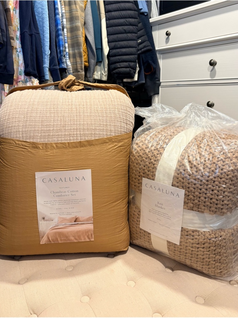 Casaluna Chambray Cotton Comforter Set King & Knit Blanket NEW